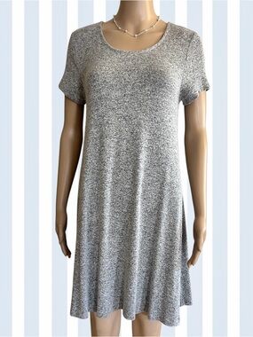 Old Navy | Dresses | Fit Flare Eyelet Midi Dress | Poshmark Old Navy | Dresses | Fit Flare Eyelet Midi Dress | Poshmark
